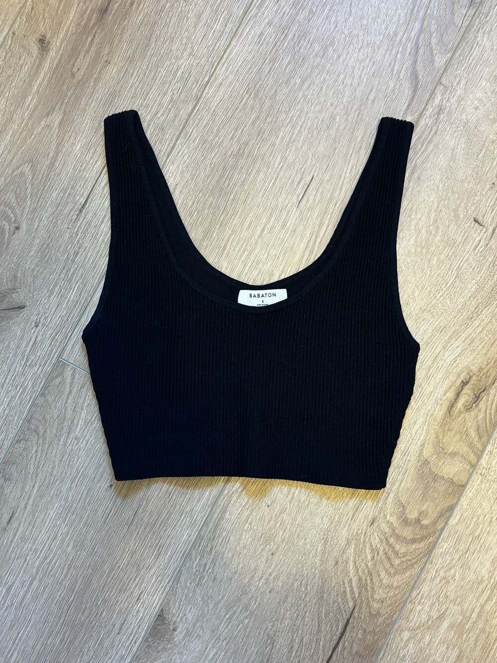Babaton Sculpt Knit Scoopneck Cropped Tank Black Size S